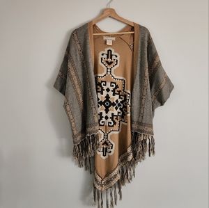 Flying Tomato Southwest Boho Fringe Shawl